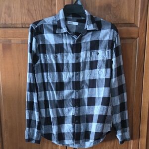 Sonoma Men's Medium Black and Gray Plaid Casual Button Down Shirt